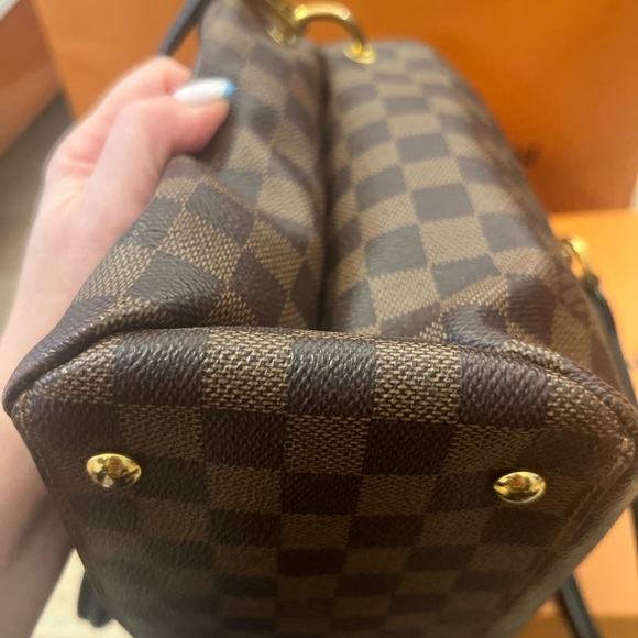 LOUIS VUITTON 
Riverside Damier
Ebene Shoulder Bag Like New  with box dust bag - Picture 9 of 16